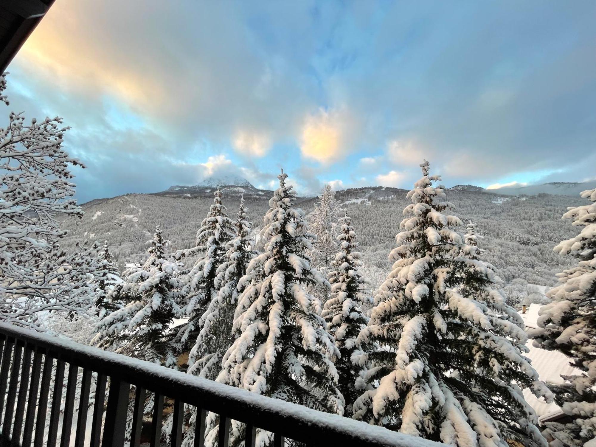 Serre Chevalier Studio 30 M2 Coin Montagne A 8 Minutes Des Pistes Saint-Chaffrey Kültér fotó