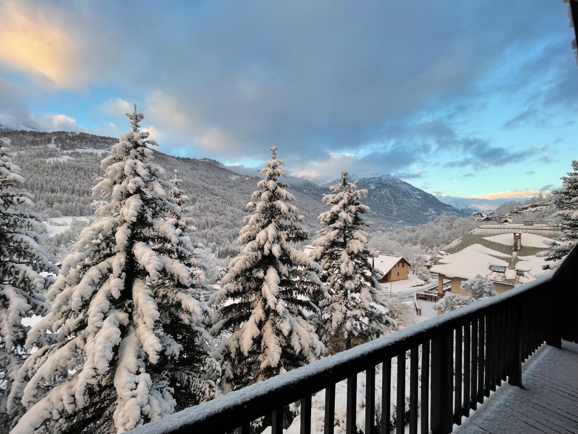 Serre Chevalier Studio 30 M2 Coin Montagne A 8 Minutes Des Pistes Saint-Chaffrey Kültér fotó